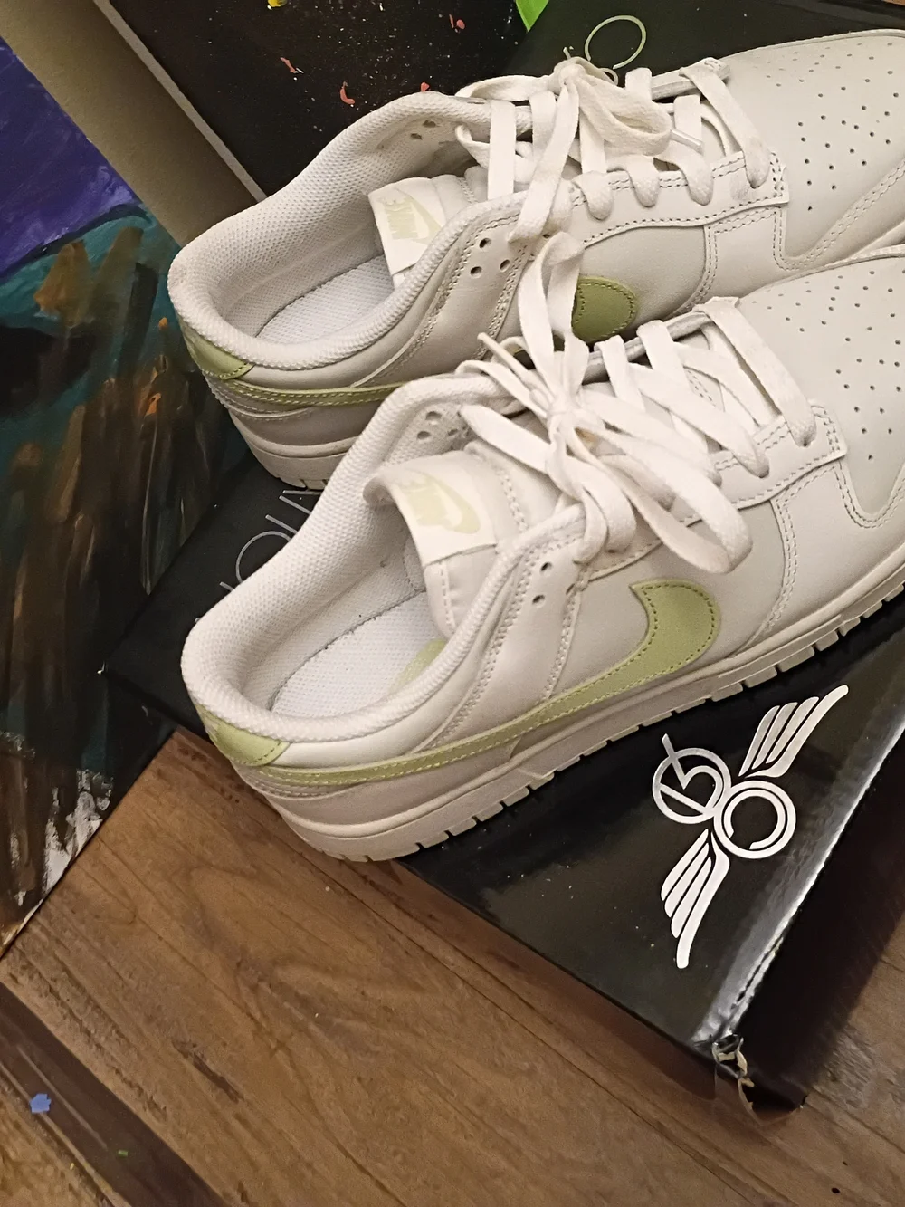 Nike Wmns Dunk Low 'Phantom Olive Aura'